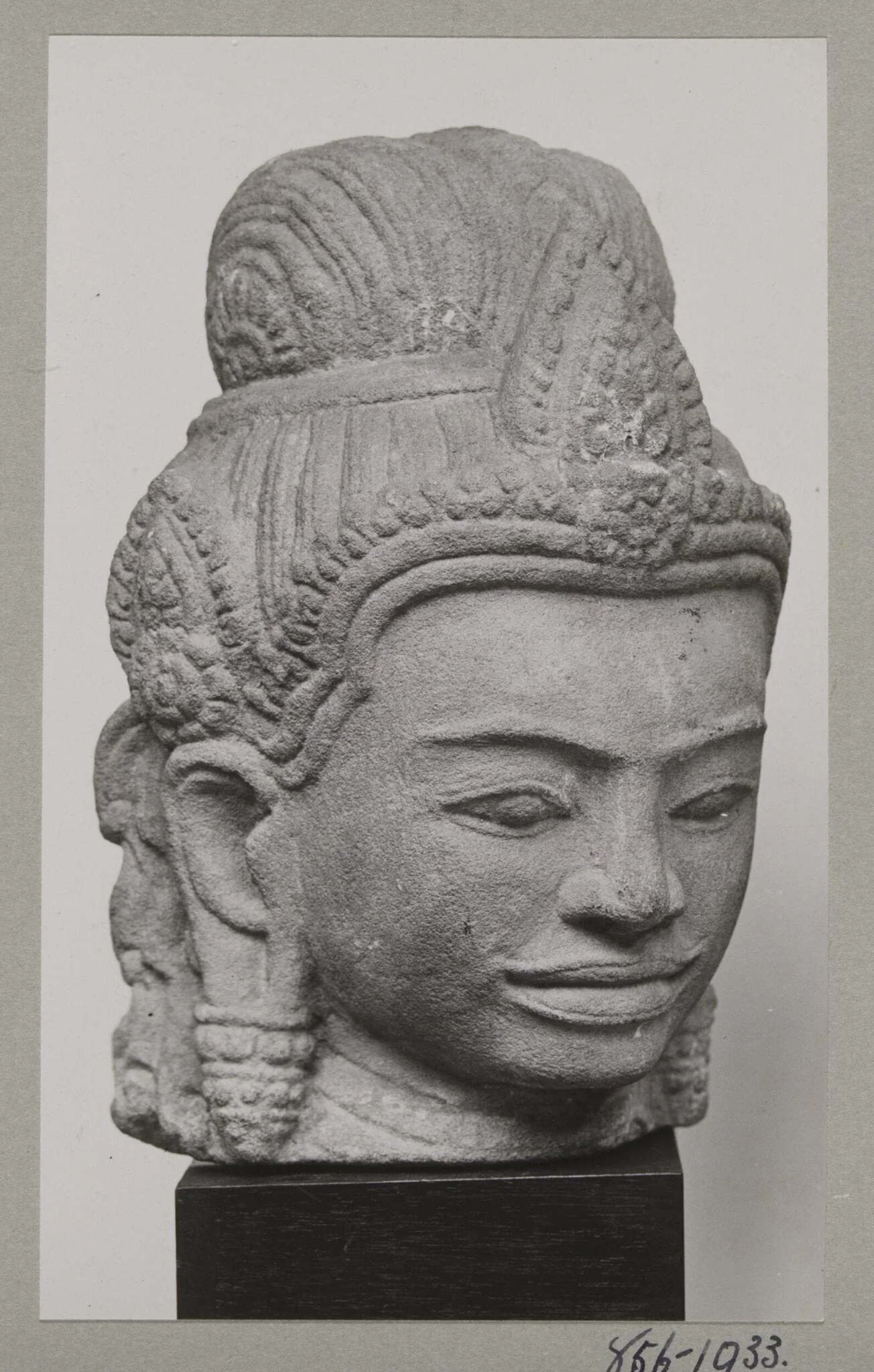 Sculpture, head of Asura, Ankor region, 12th - 13th century, H.G. Quaritch Wales collection, detail
