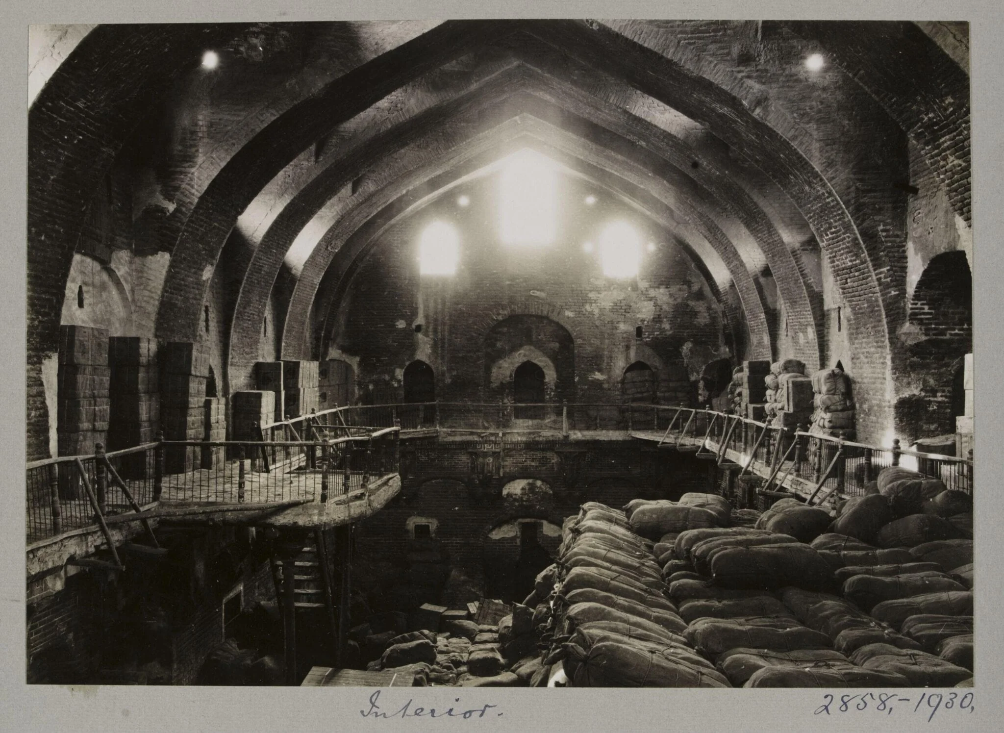 Interior of Khan Othma also known by Khan Murjan, Bagdad, detail