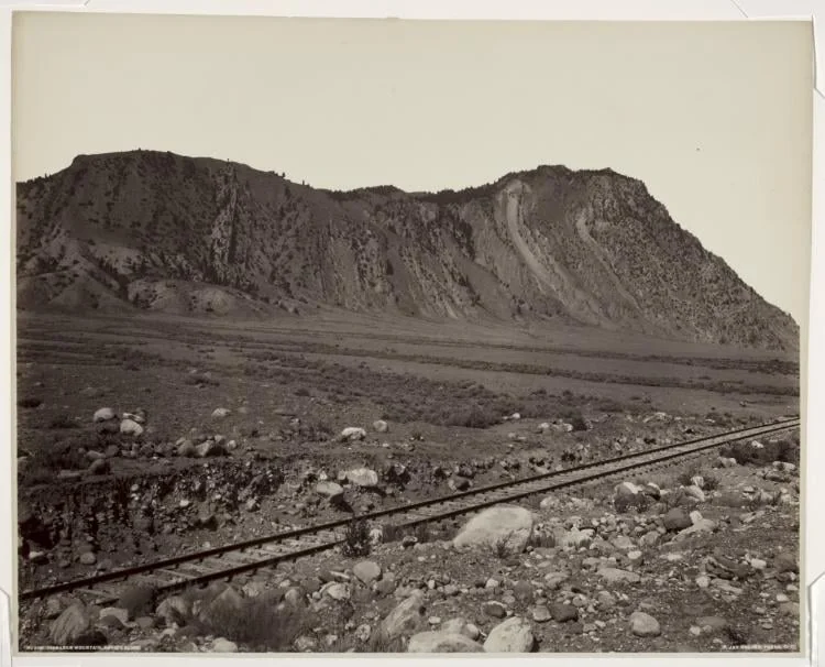 Cinnabar Mountain, Devil Slide, detail