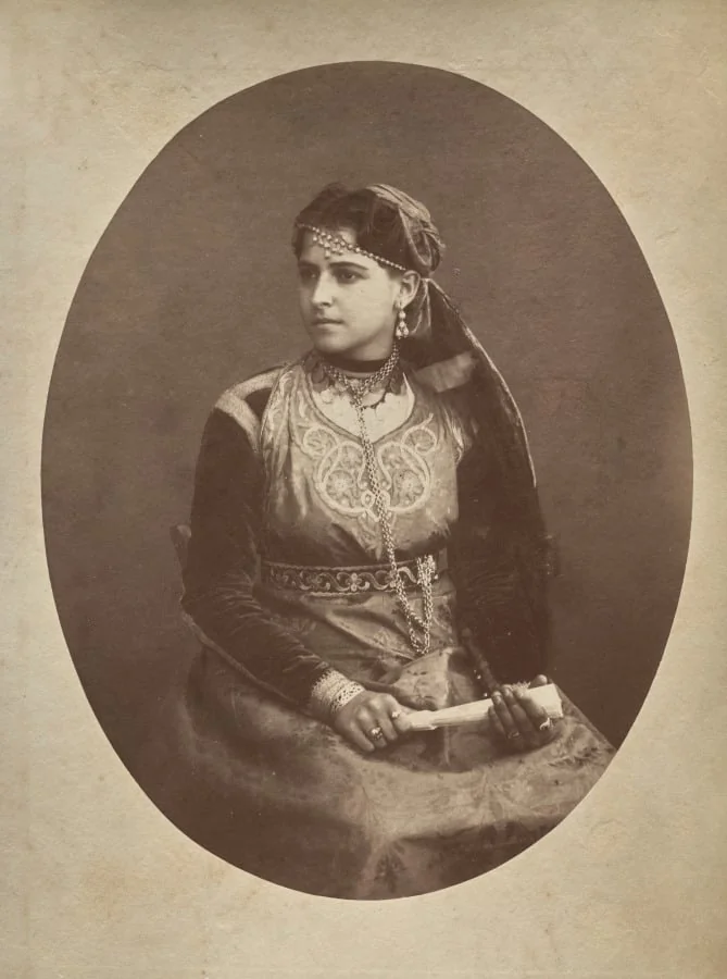 Jewish Woman in Algeria, detail