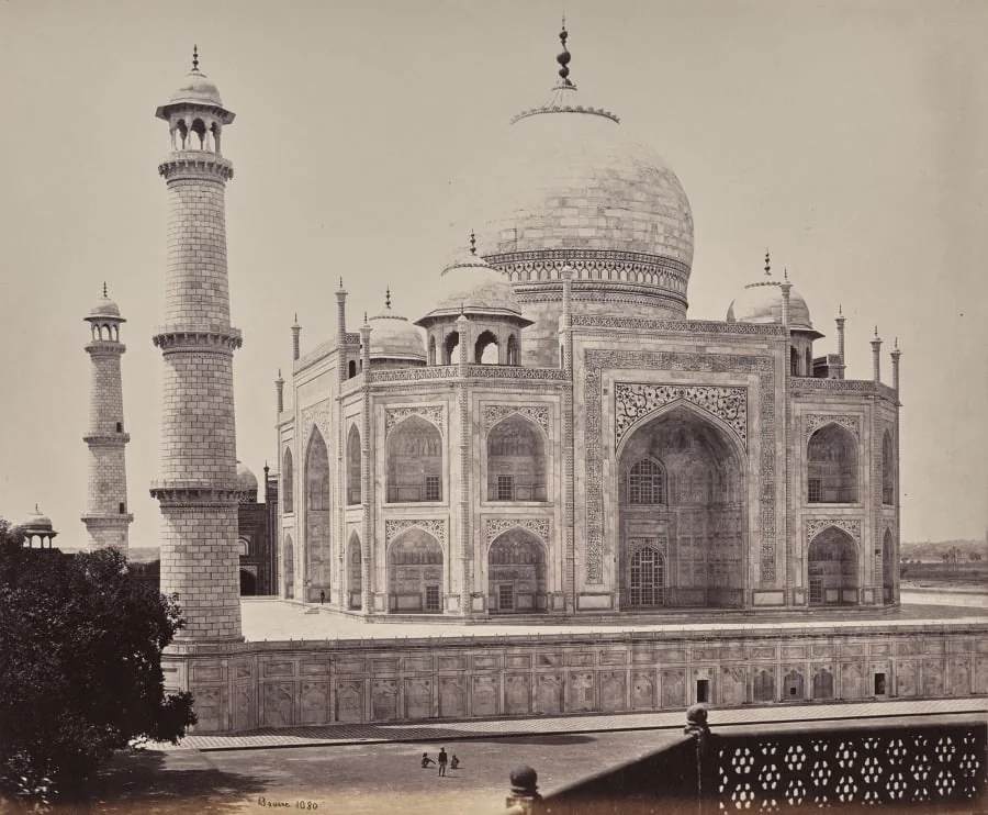 Agra. View of the Taj from a Corner in the Quadrangle, detail