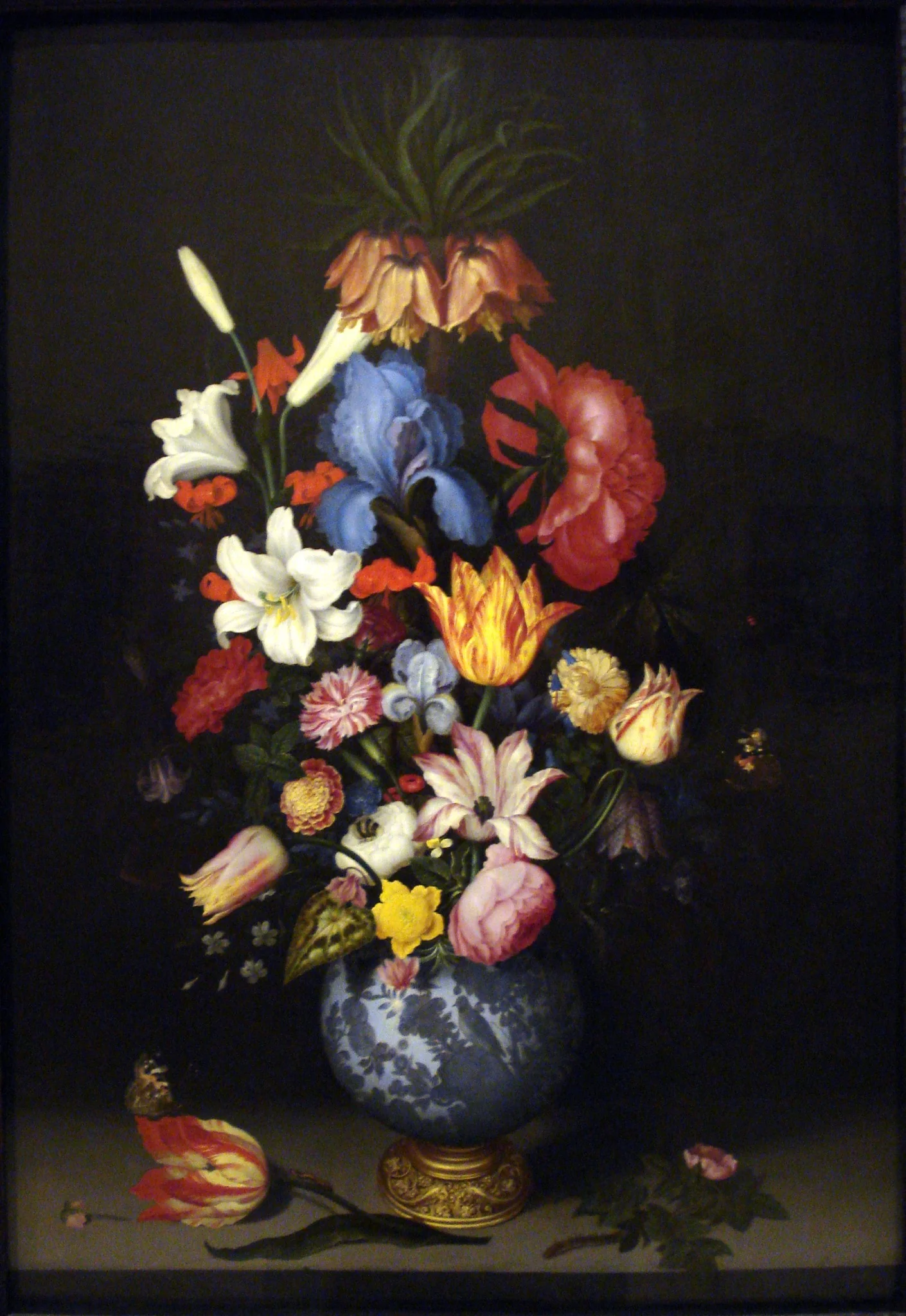 Bouquet in a Wan-Li Vase with a Gilt Mount, detail
