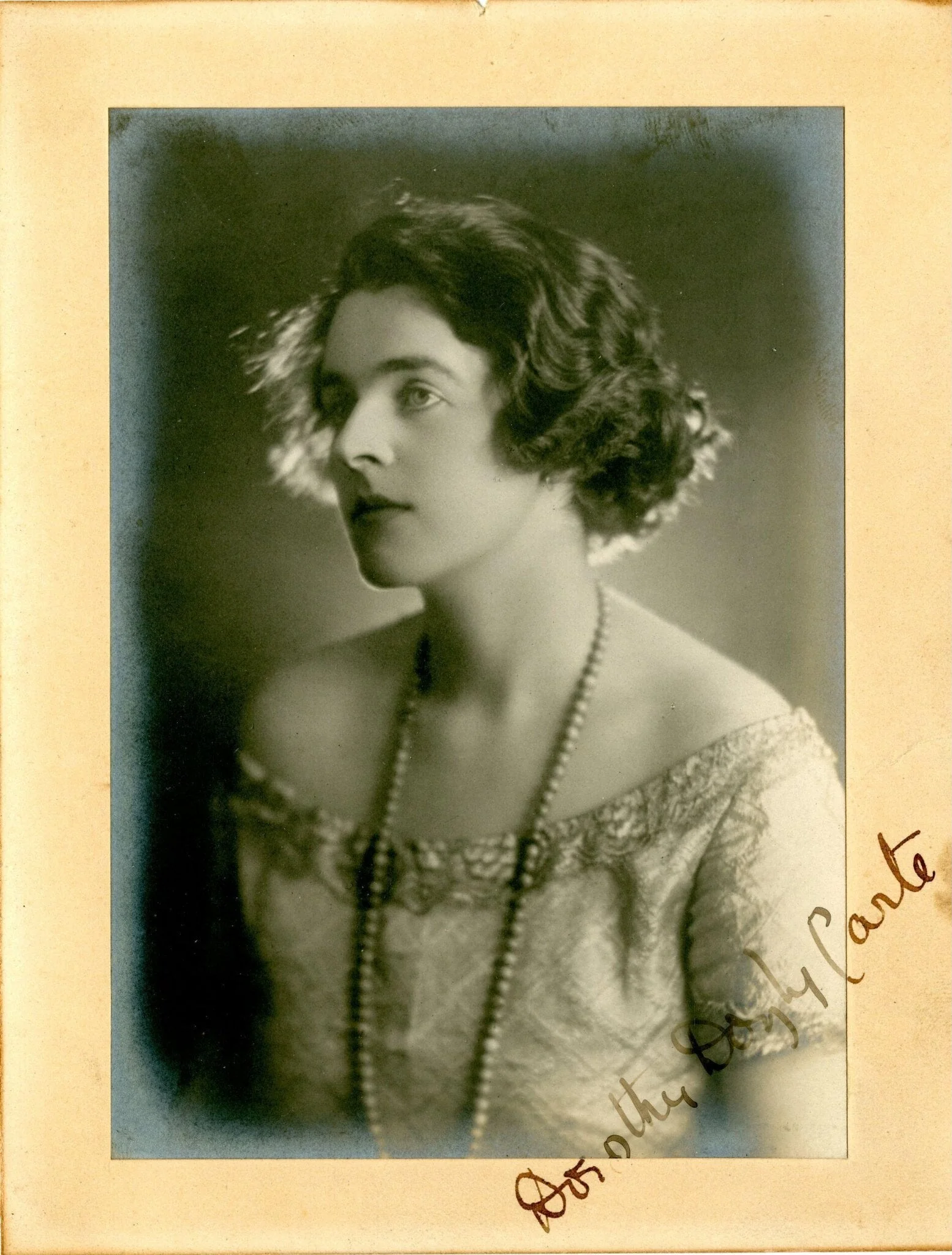 Photograph of Dorothy D'Oyly Carte, detail