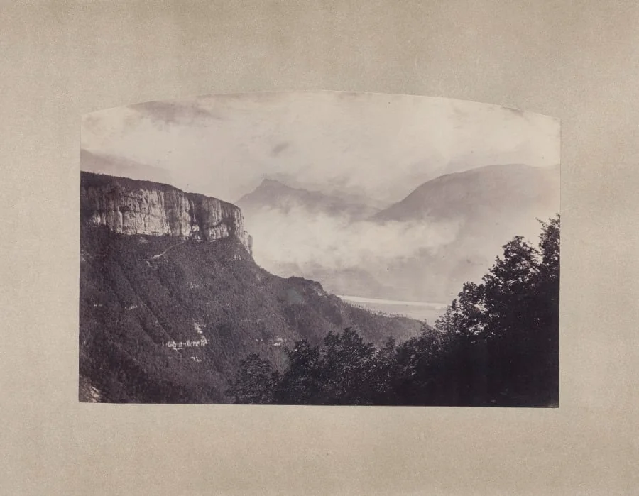 Vue prise du Couvent des Dominicains, Chalais (Isère), France, detail