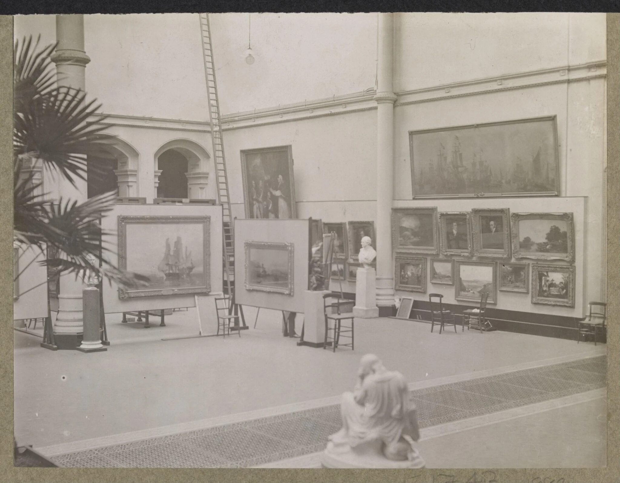 Victoria and Albert Museum, Exhibition of paintings, North court, south-east corner, detail