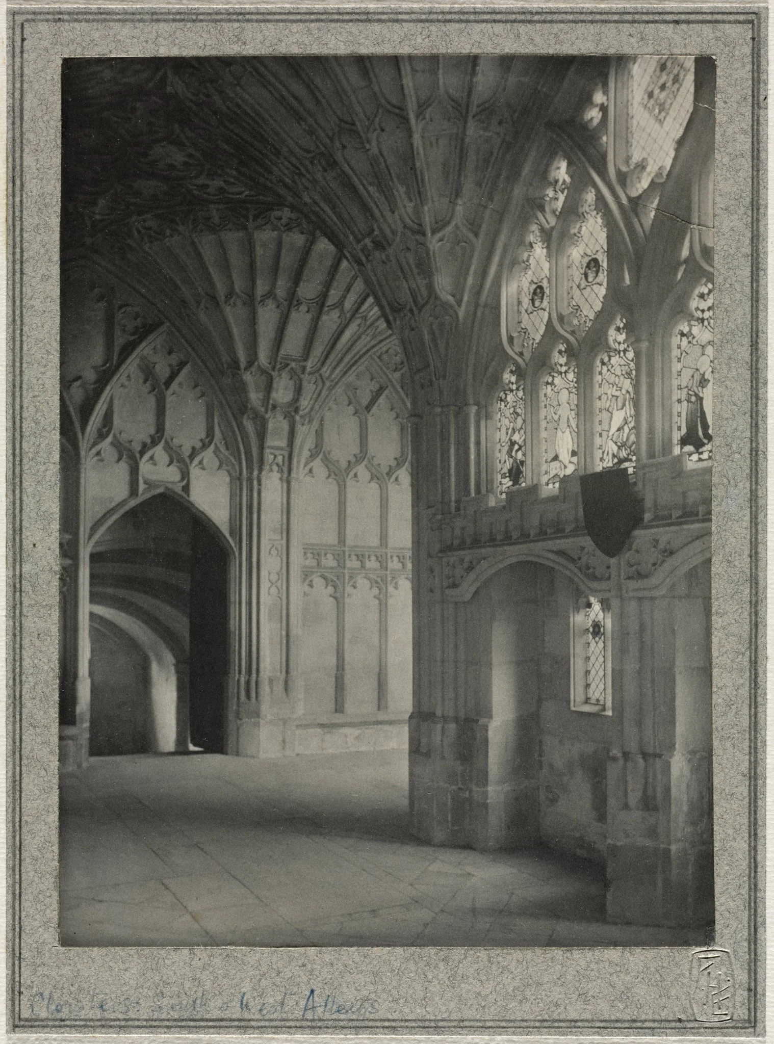 Gloucester Cathedral - Cloisters: South and West Alleys, detail