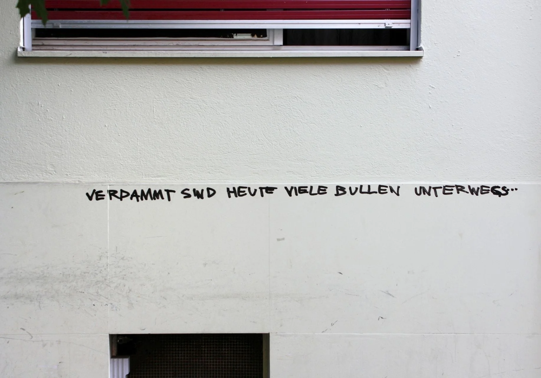 Steffen, Patrick - Kunst im öffentlichen Raum, Anagrammprojekt 4057 (PLZ von Projektort), detail