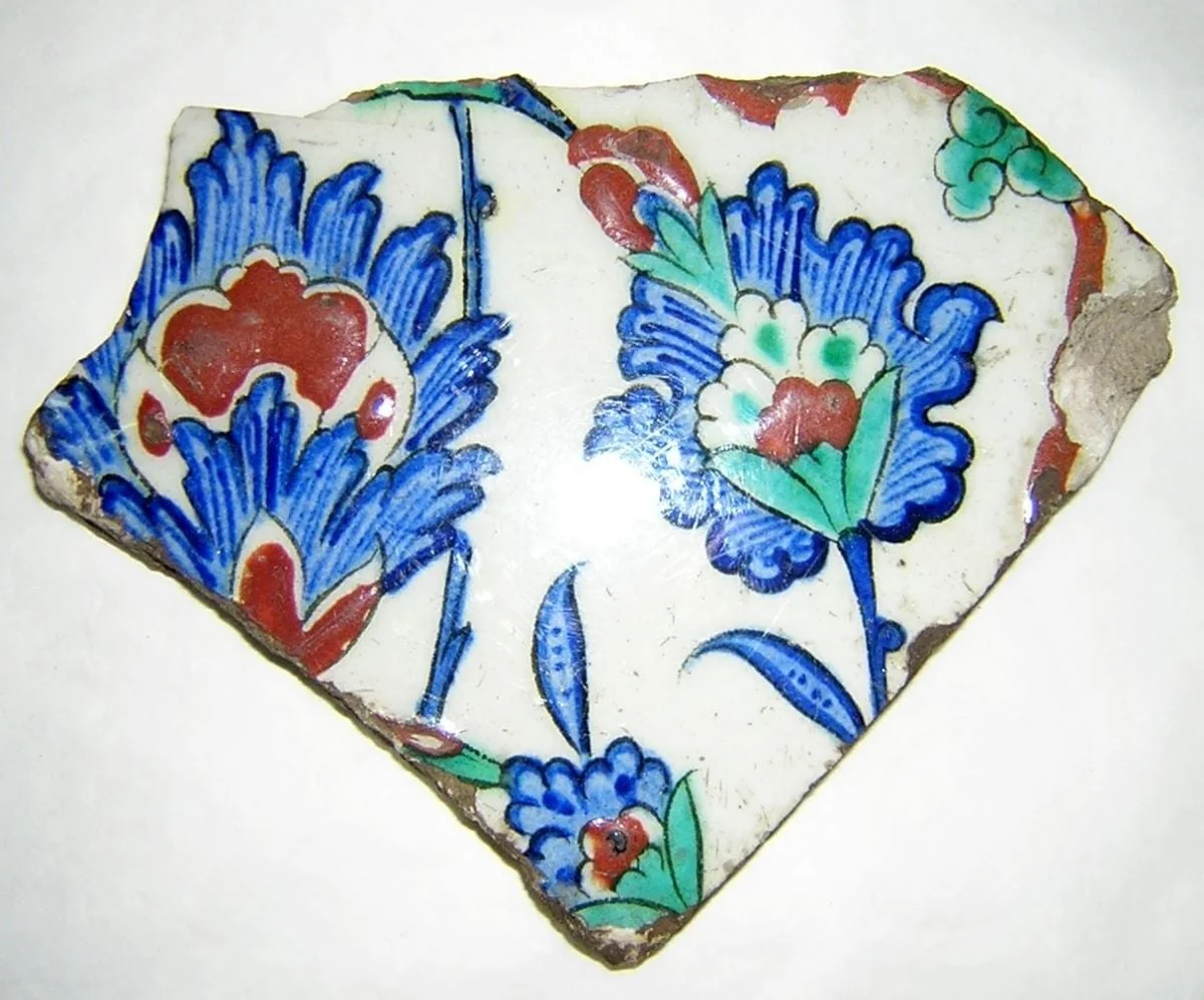 Fragment de placă, detail