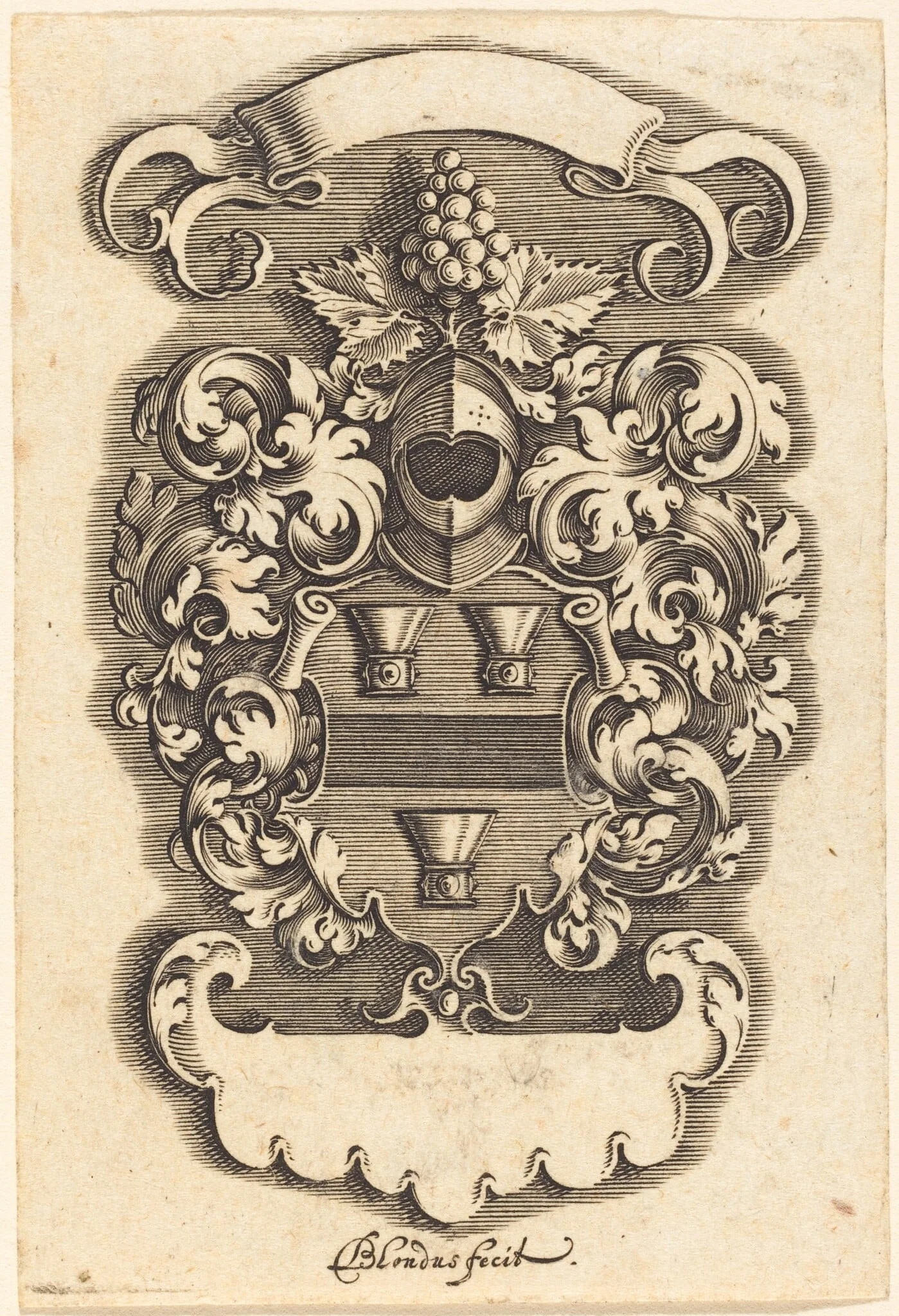 Crest, detail