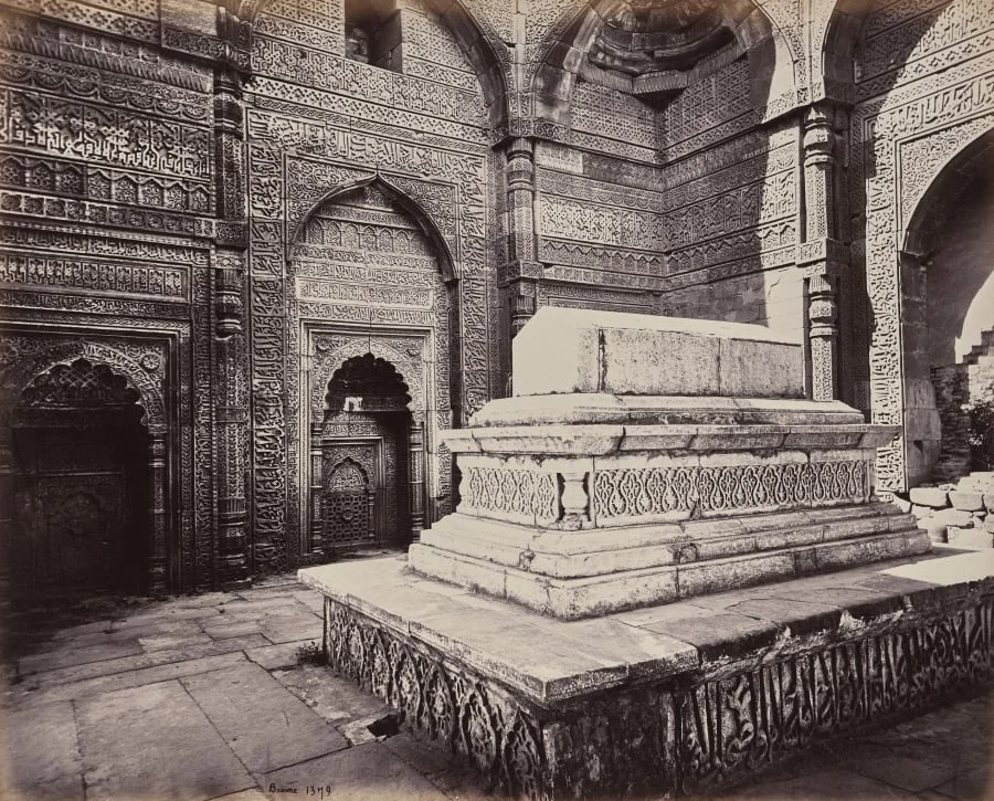 Delhi. Tomb of the Emperor Shums ooo deen Allomsh, Builder of the Kootub Minar in the Ruins of Old Delhi, detail