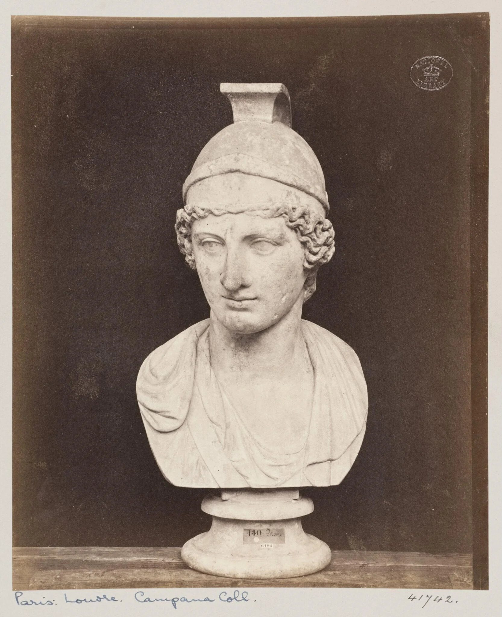 Marble bust of Rome, detail