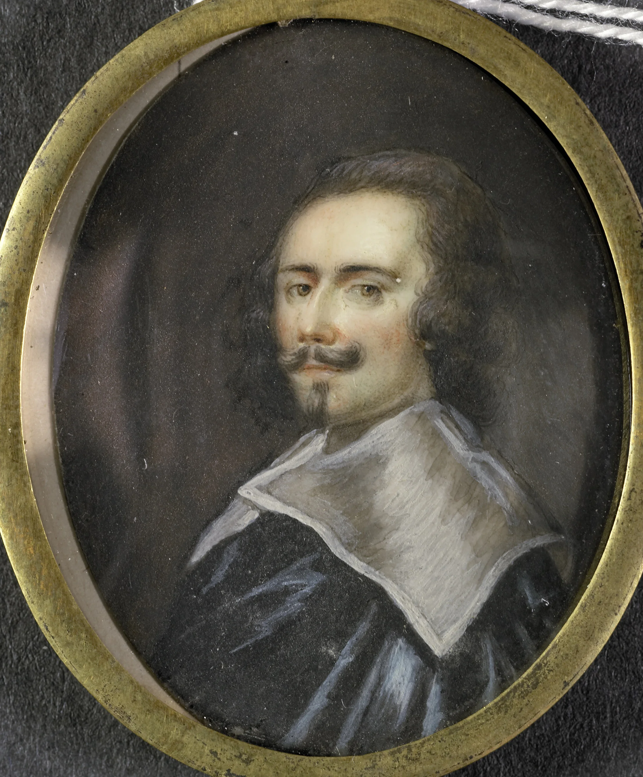 Portret van een man, vermoedelijk Don Louis de Haro (1598-1661), minister en gunsteling van Philips IV van Spanje, detail