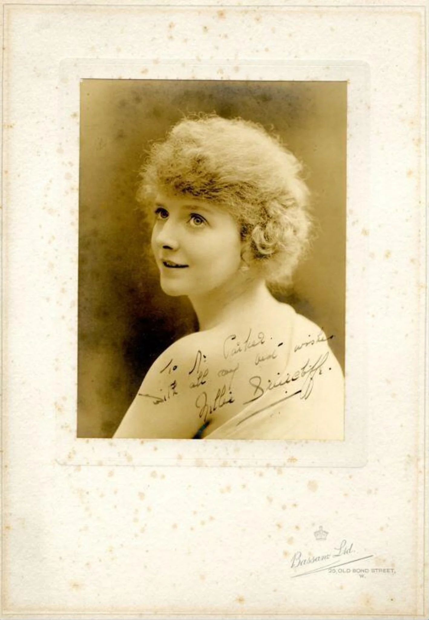 Photograph of Nellie Briercliffe, detail