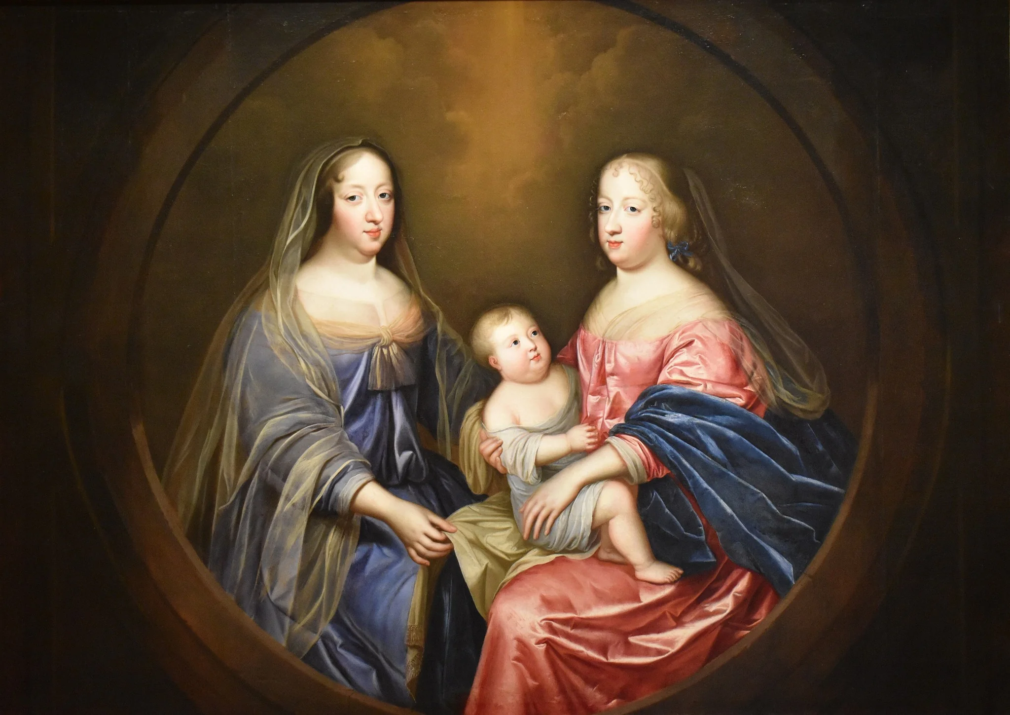 Anne of Austria, Maria Theresa and the Dauphin, detail