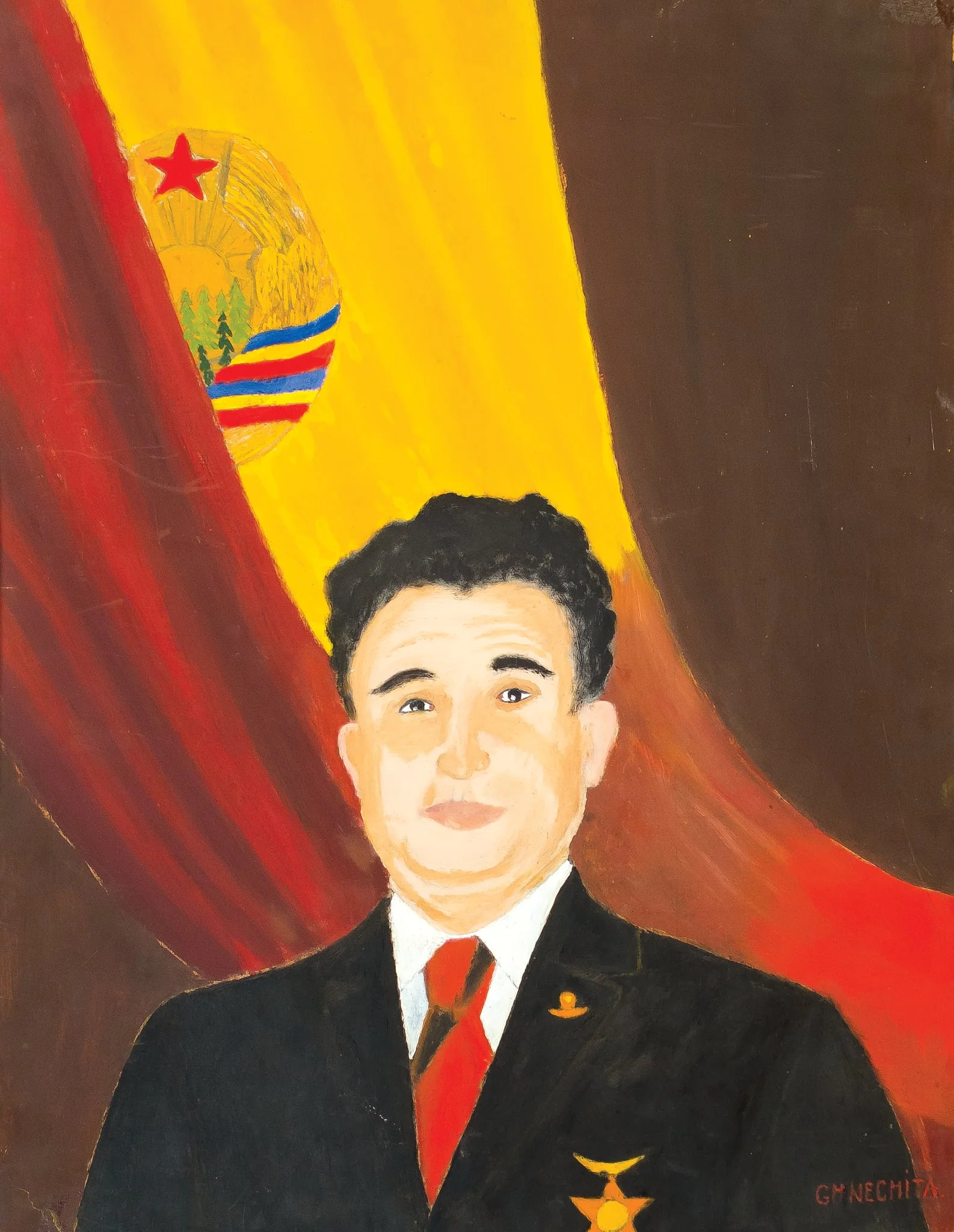 Tablou, ulei pe carton, ”Nicolae Ceaușescu”, semnat Gh. Nechita în partea dreaptă jos. Nicolae Ceaușescu este prezentată cu o figură veselă, în piept are însemnul de ”Erou al Republicii Socialiste România. În spatele său s-a vrut a fii reprezentat steagul cu stema RSR, numai ca, nu există culoarea albastru ea fiind înlocuită de culoarea maro. Oferit lui Nicolae Ceaușescu de către autor Gheorghe Nechita din Baia Mare, 26 ianuarie 1976., detail