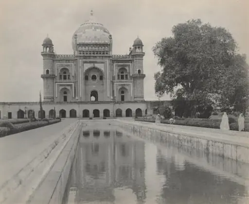 Saftar Jung Tomb, Delhi, by A. W. A. Plâté Studio