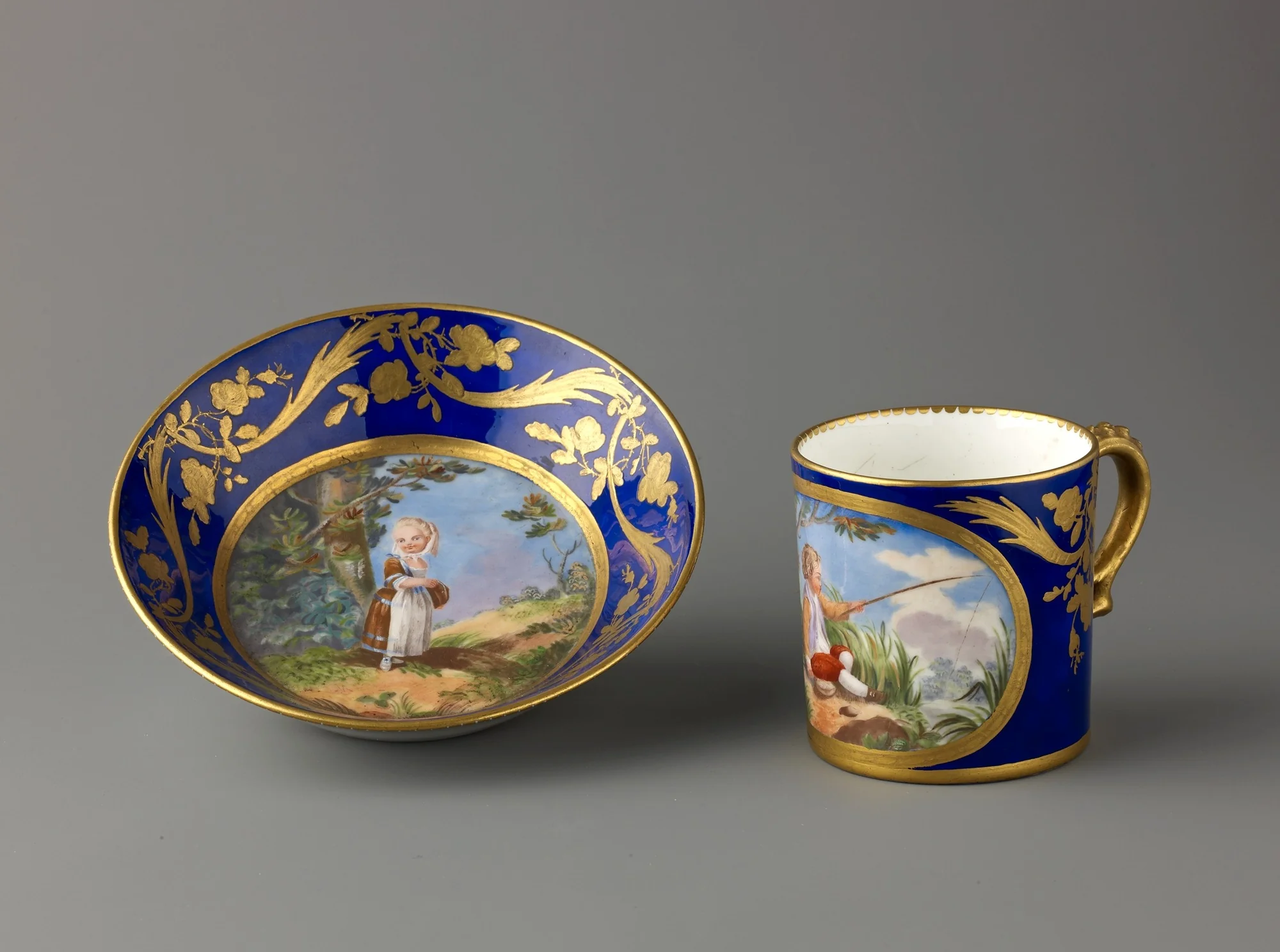 Cup and saucer, detail