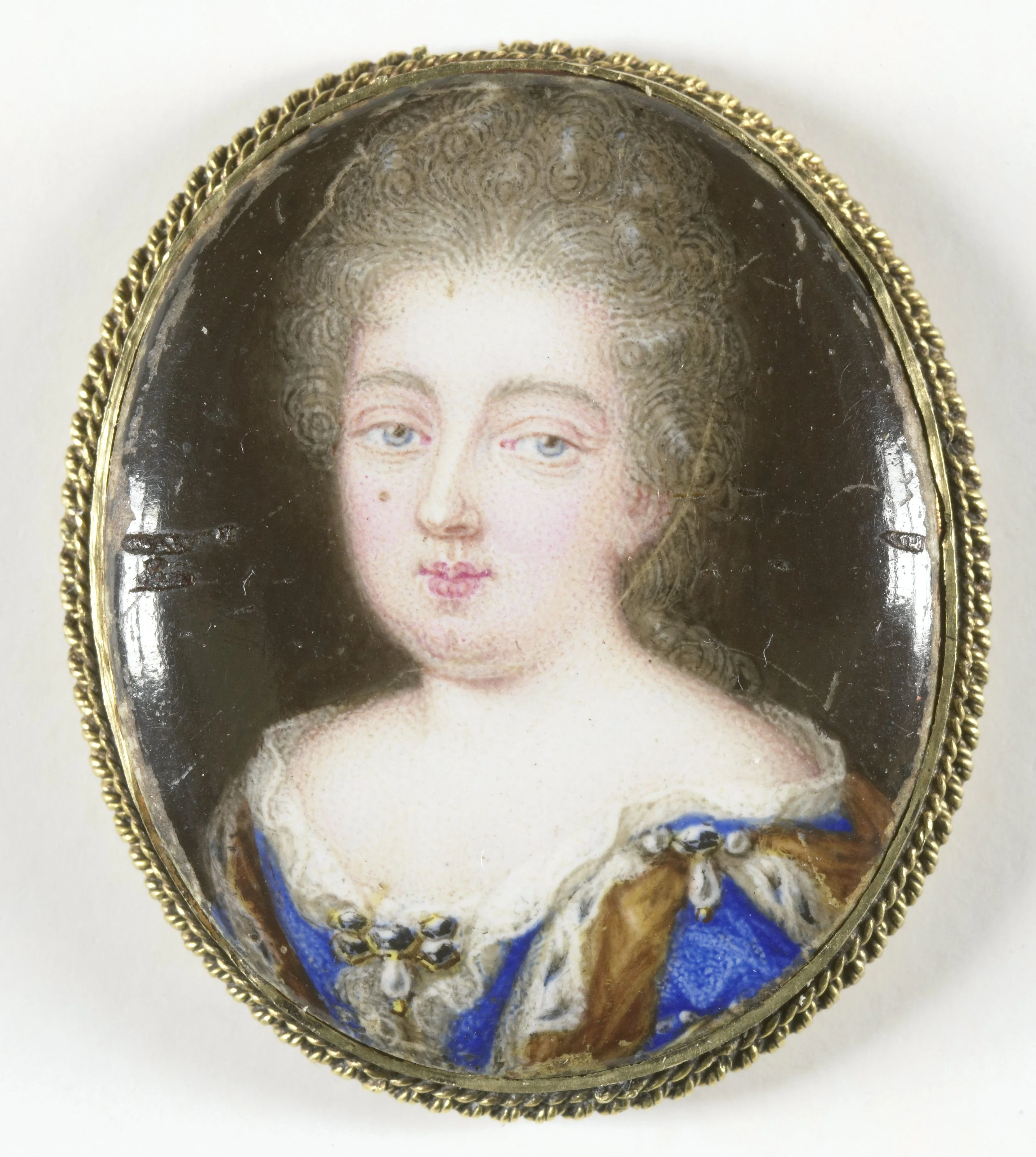 Portrait of an unknown woman, detail