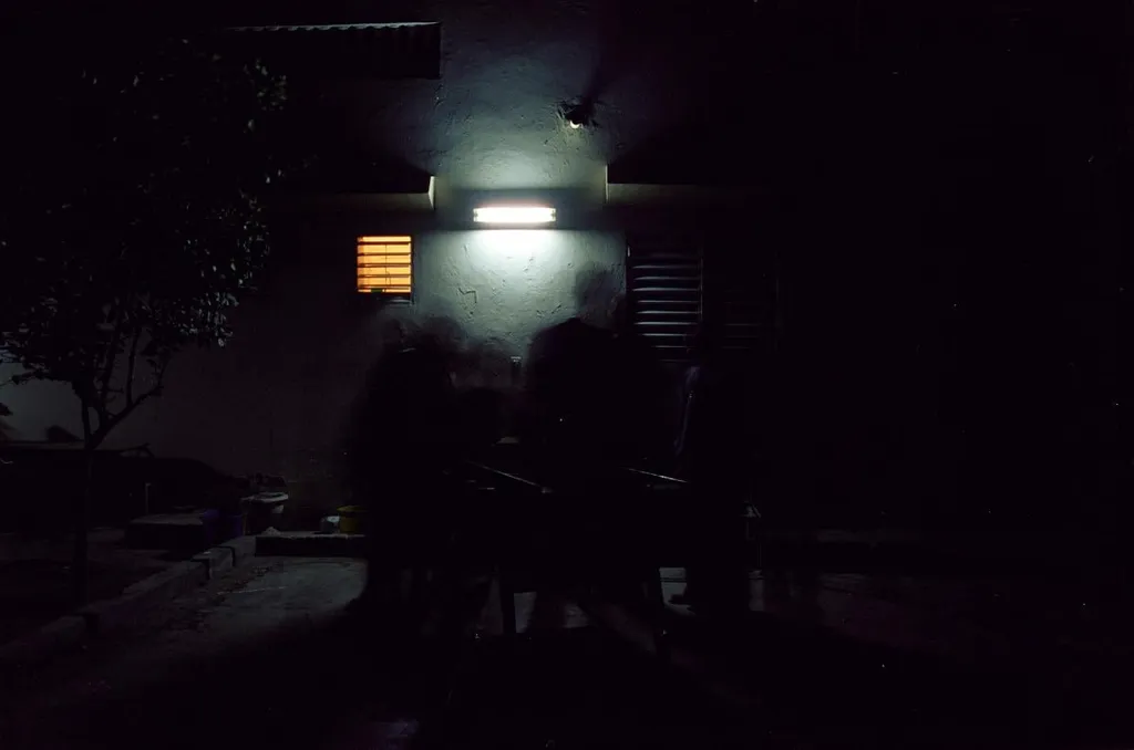 Άτιτλο, by ADAMANTIOS CAFETZIS, 2000