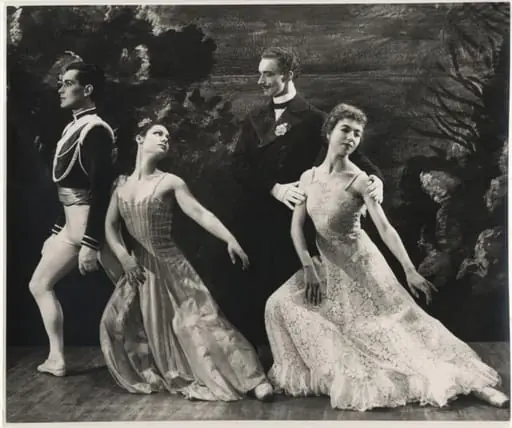 Jardin aux lilas, by Angus McBean