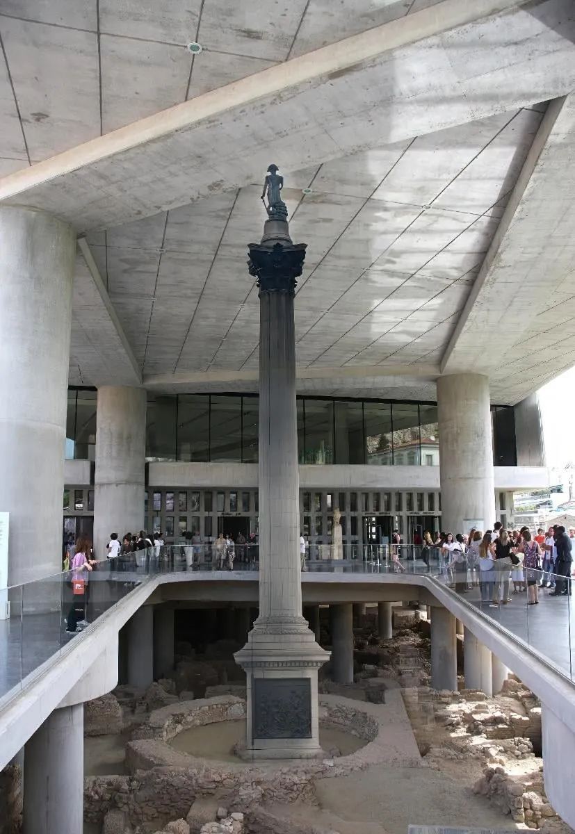 Άτιτλο, by ANTONIS DEGKOUNIS, 2009