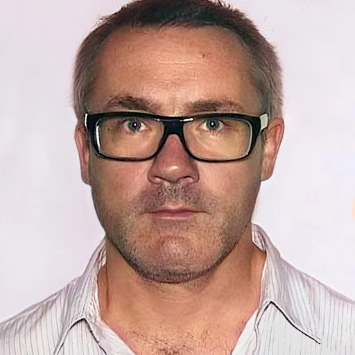 Portrait of Damien Hirst