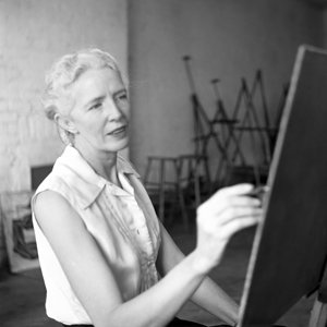 Portrait of Dusti Bongé