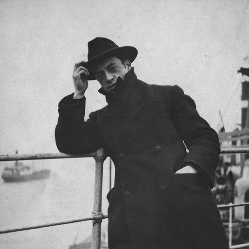 Portrait of Victor Delhez