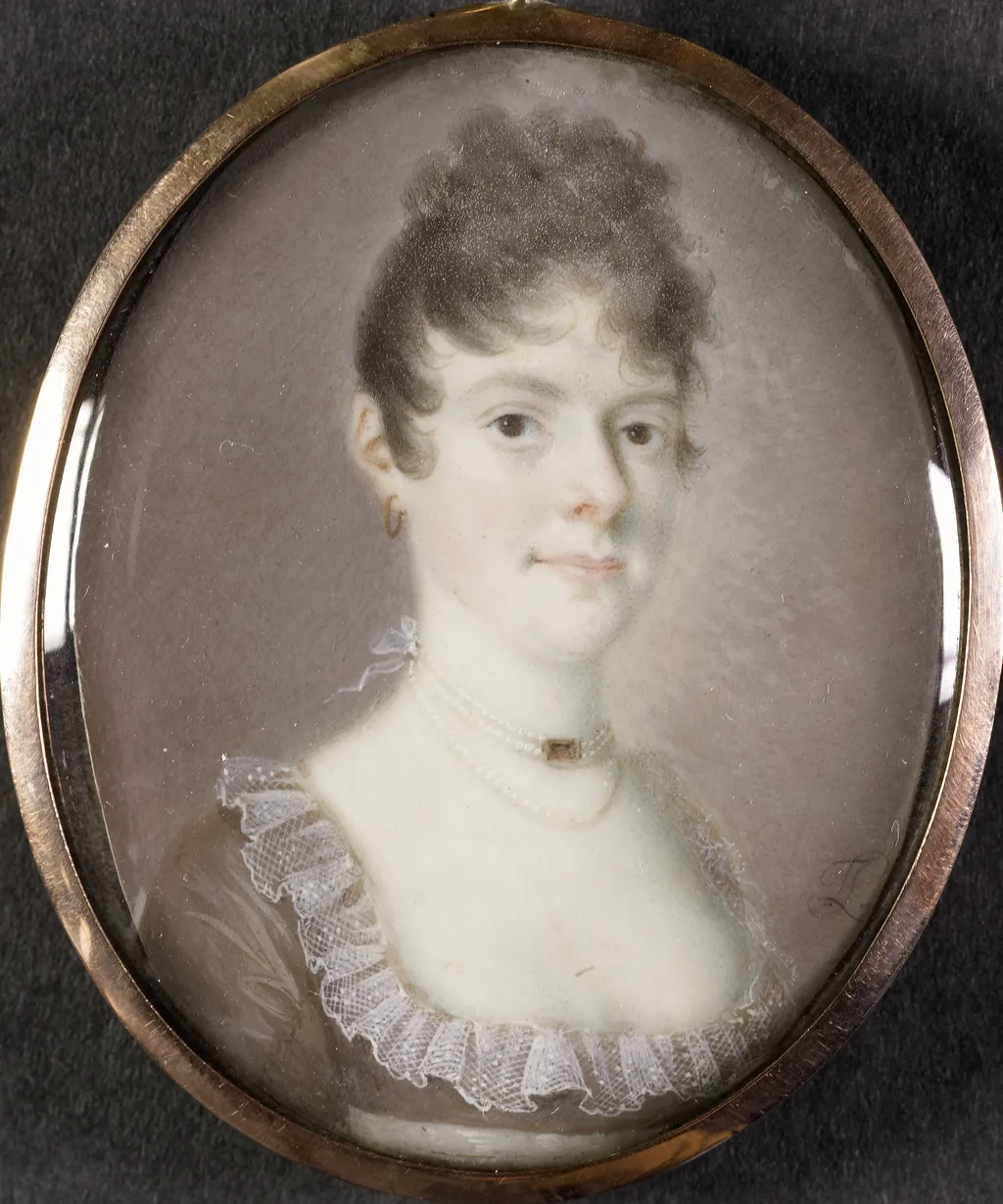 Portret van een vrouw met een parelcollier, by Leonardus Temminck, ivory, 1798