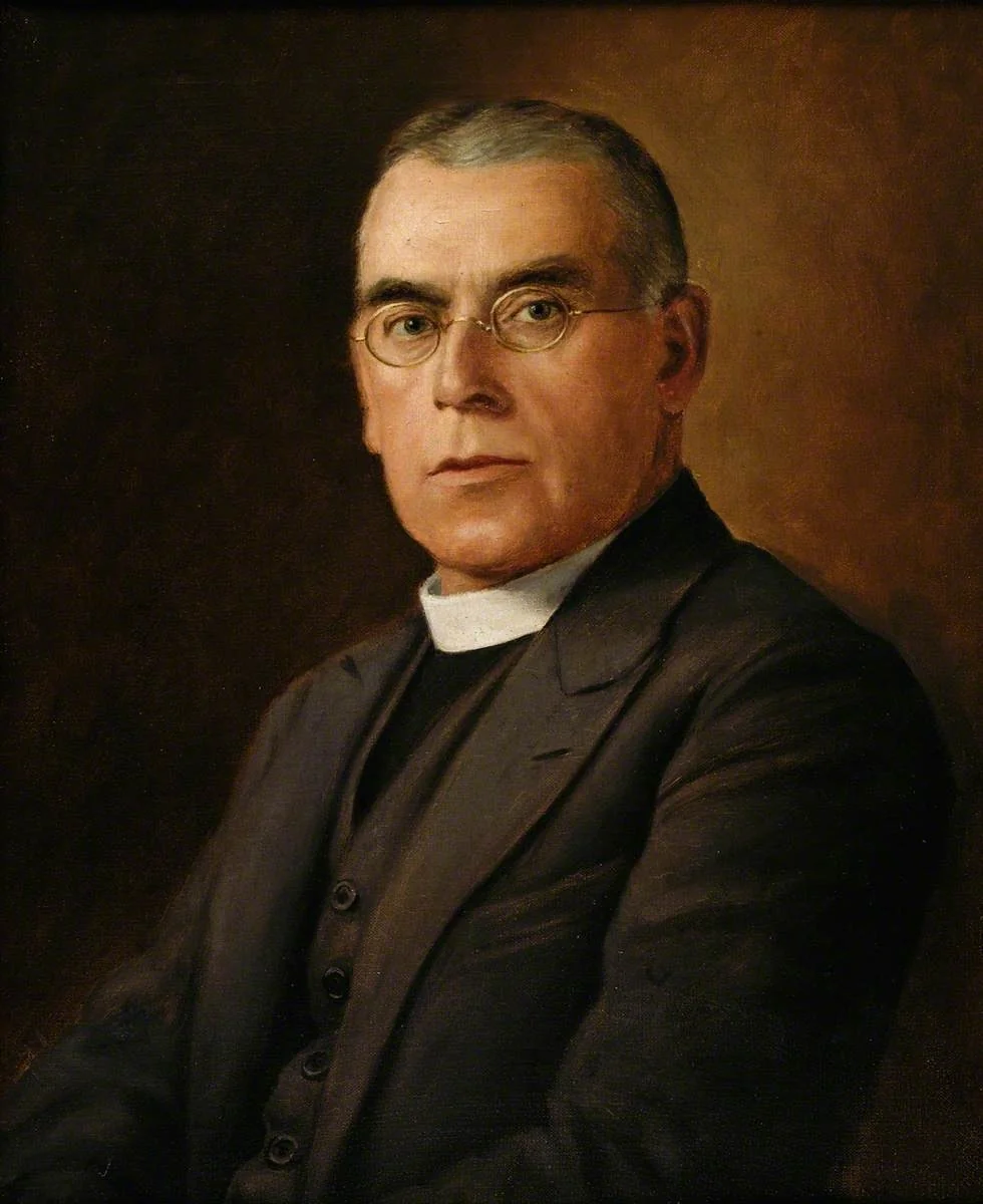 Parchedig Gwilym Arthur Edwards, MA, DD, Athro yng Ngholeg y Bala (1929–1939), Prifathro yng Ngholeg Diwinyddol Aberystwyth (1939–1949), detail