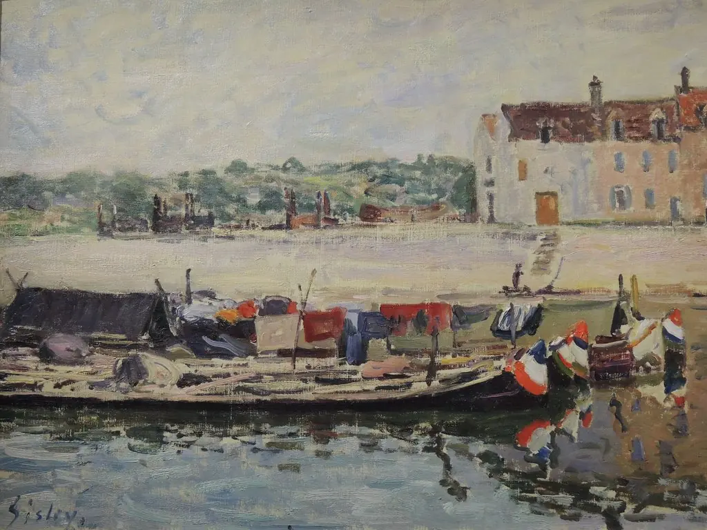 Barges at Saint Mammès