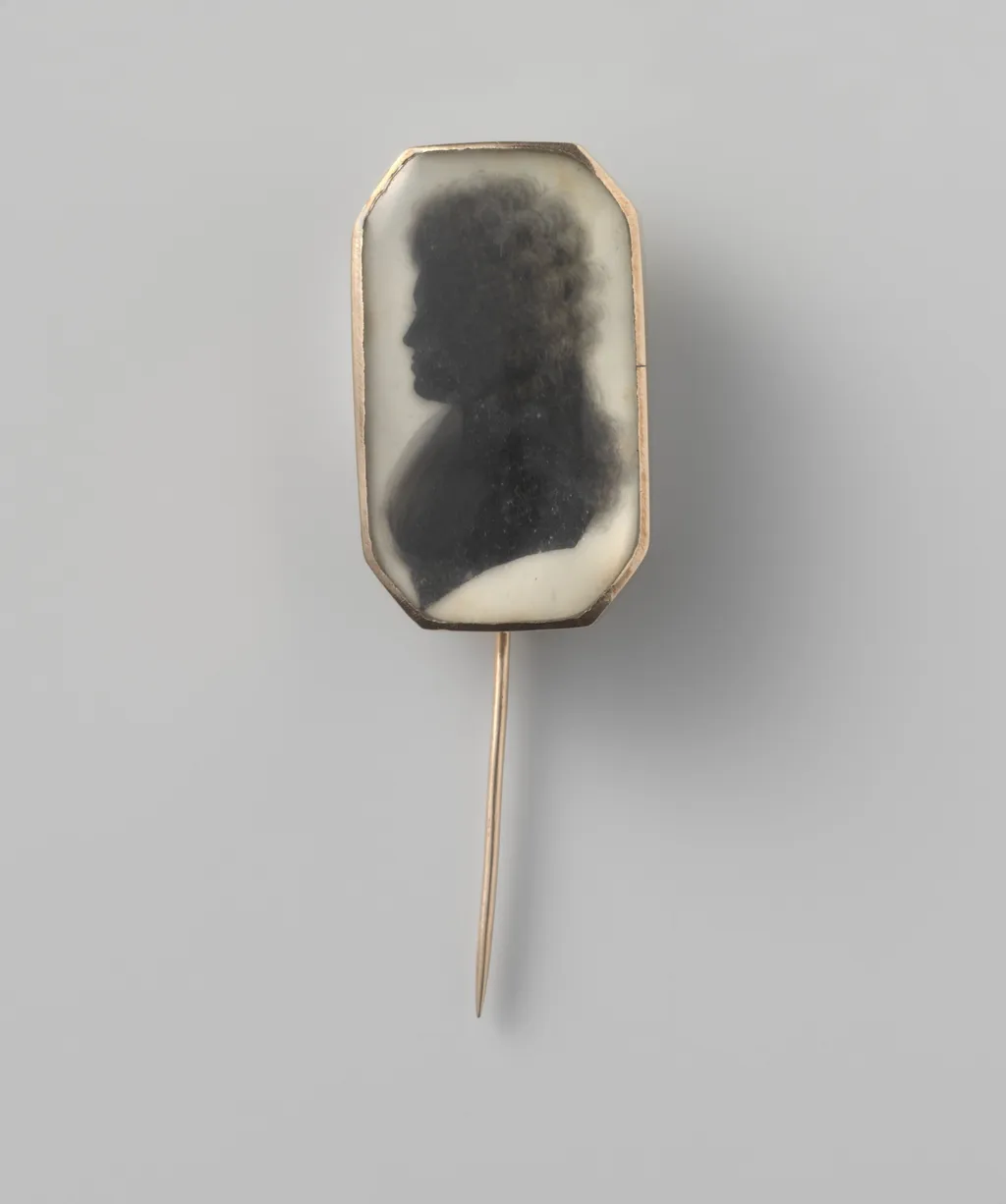 Broche met silhouetportret van een vrouw, ivory, 1796