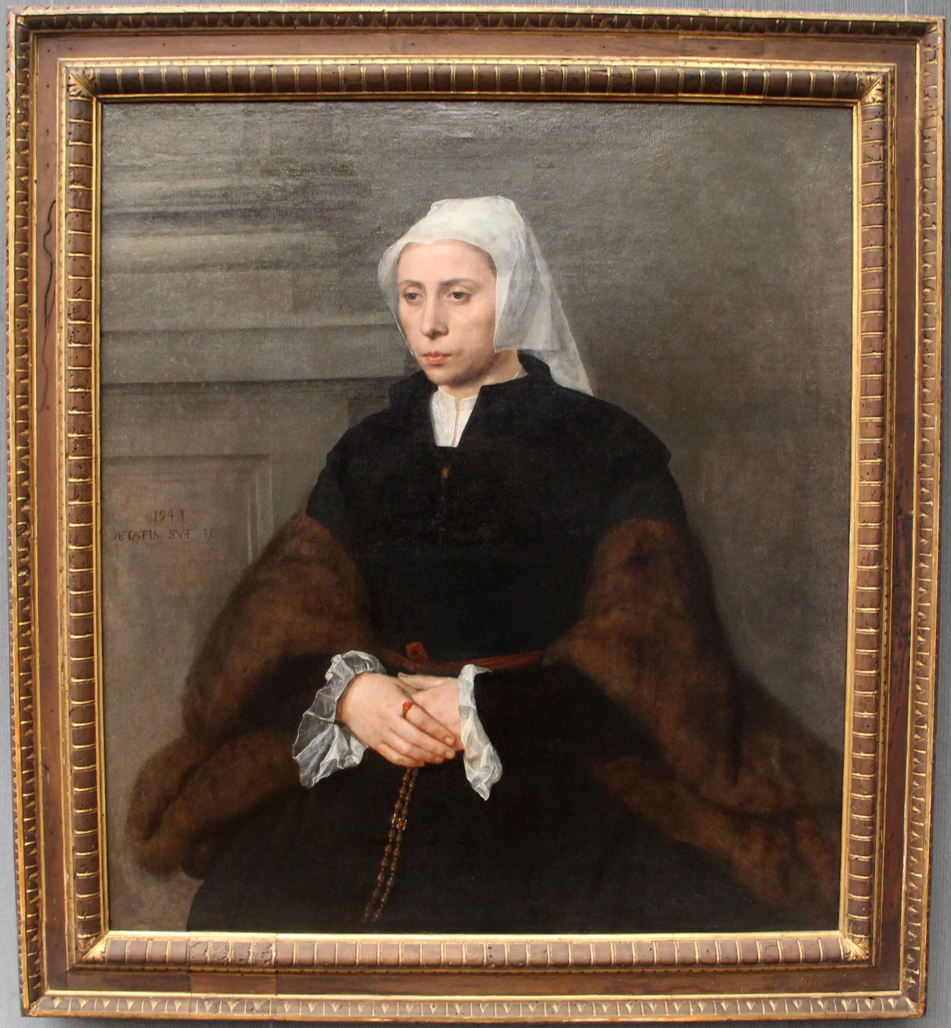 Portrait of a 36-year-old woman, detail