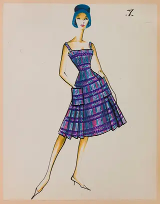 Robe à bretelles à dominante violette plissée sous les deux poches de la jupe et chapeau bleu, by Carven, 1959