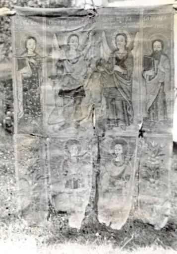 Fața de prapor din Biserica de lemn „Sf. Arhangheli” din Ociu, comuna Vața de Jos, județul Hunedoara (1982), by Catalina Marin