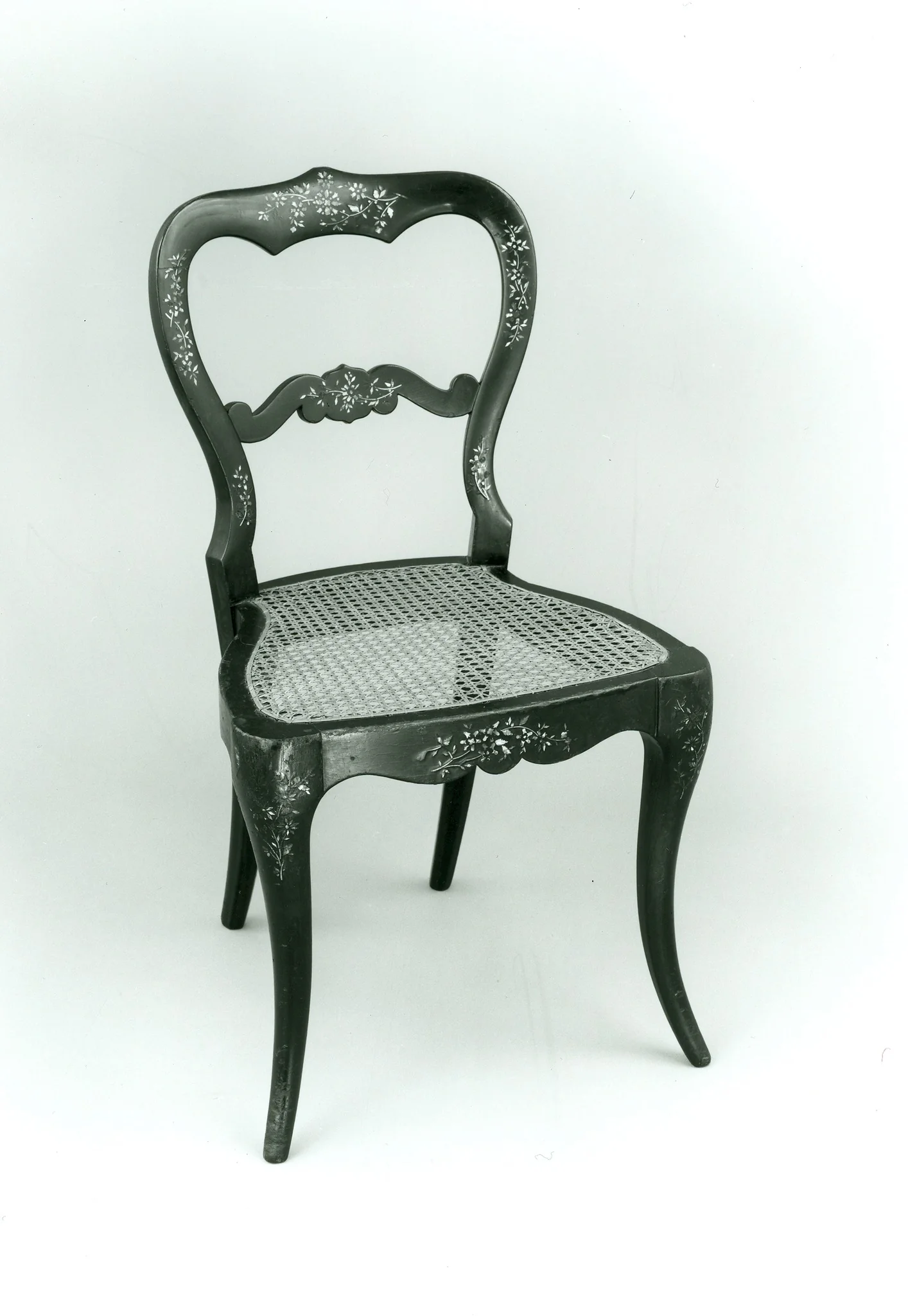 Papier-mâchè side chair, detail