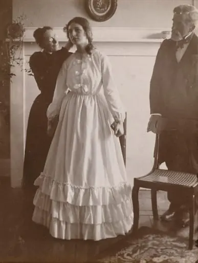 Illustration for "Beneath the Wrinkle", by Clarence H. White