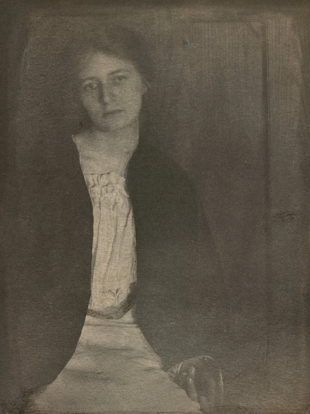 Julia Hall McCune, by Clarence H. White, 1902