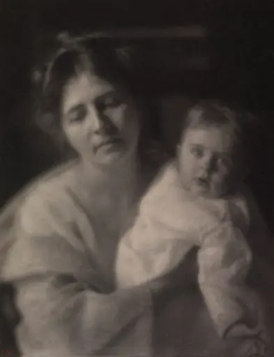 Julia McCune Flory and Phoebe Flory, by Clarence H. White