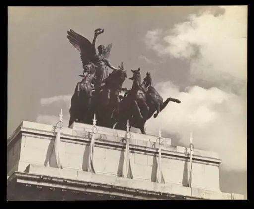 Quadriga, by Clayton Evans
