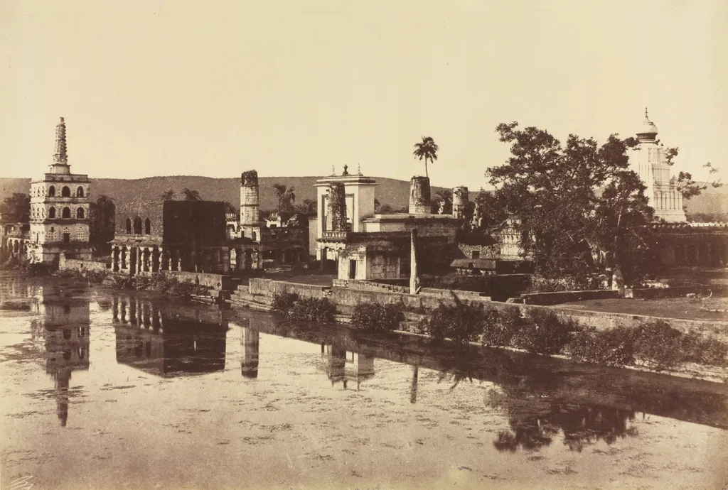 Tank and Temples at Bunshunkuree, by Col. Thomas Biggs, 1857