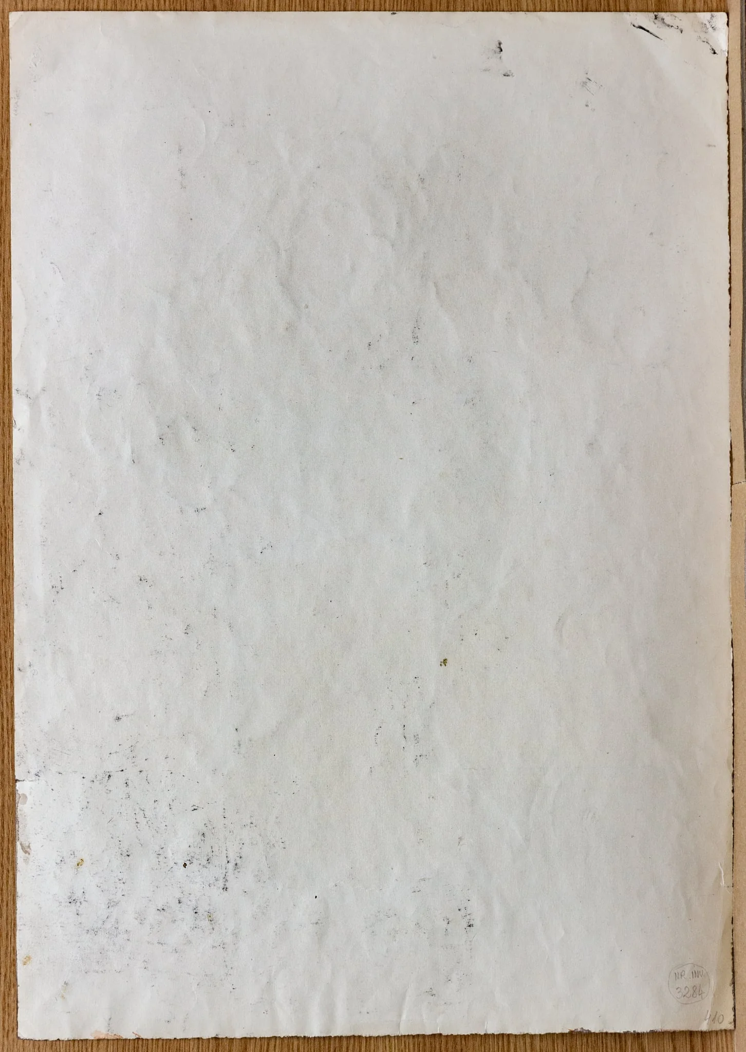 Femeie dezbrăcându-se, detail