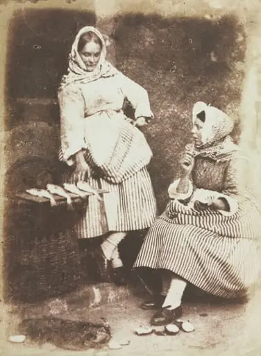 Newhaven Fishwives, Jeanie Wilson and Annie Linton, by David Octavius Hill