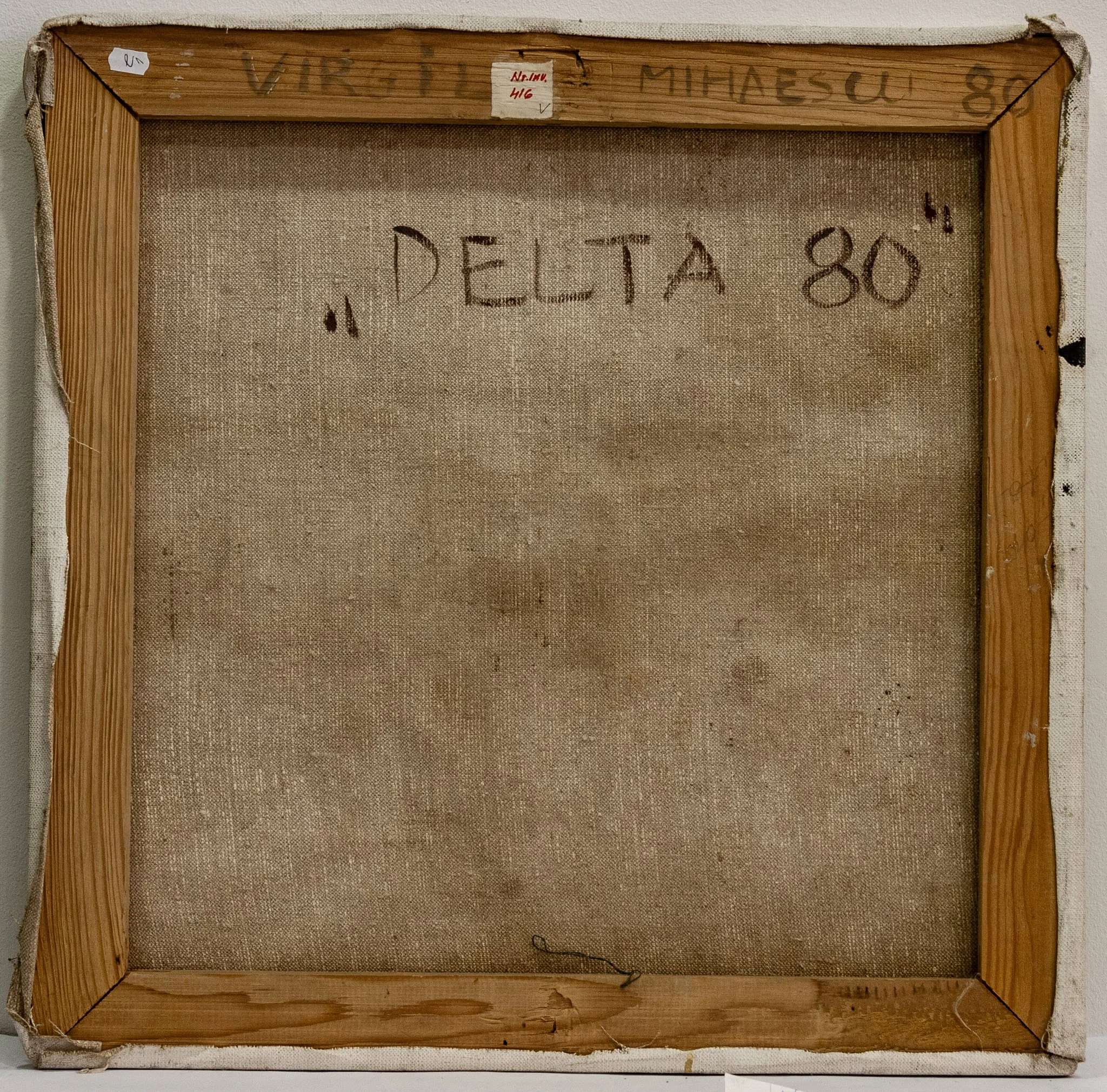 Delta, detail
