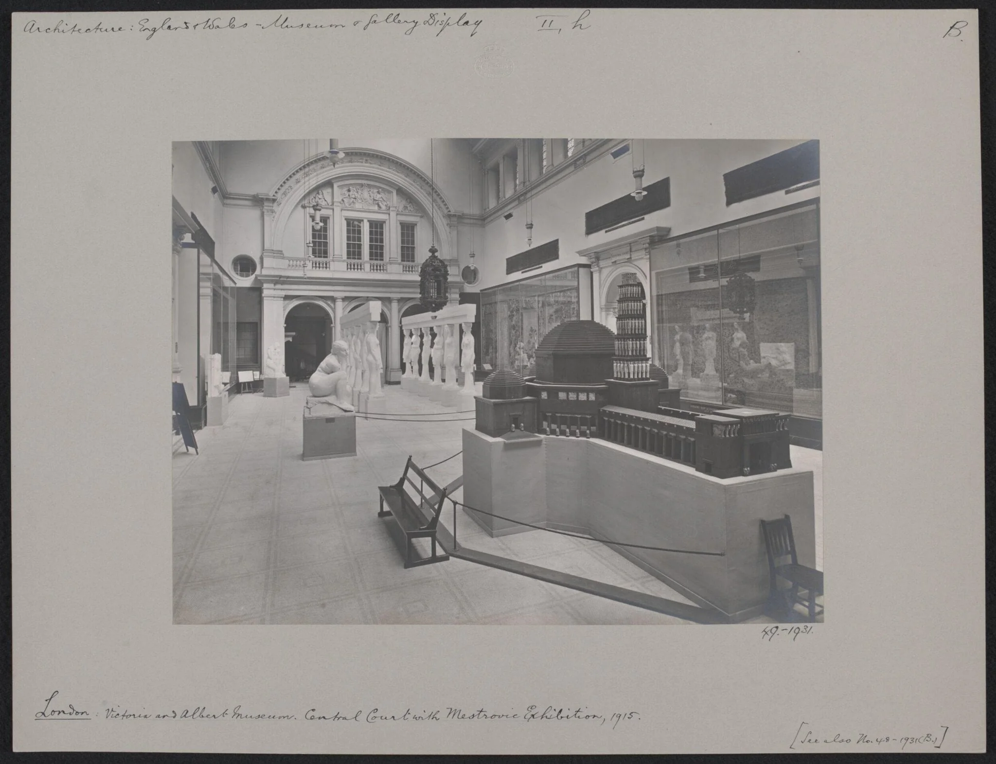 Photograph, Victoria and Albert Museum, Central Court (Gallery 43) showing Ivan Meštrović sculpture exhibition, gelatin silver print, 1915, detail