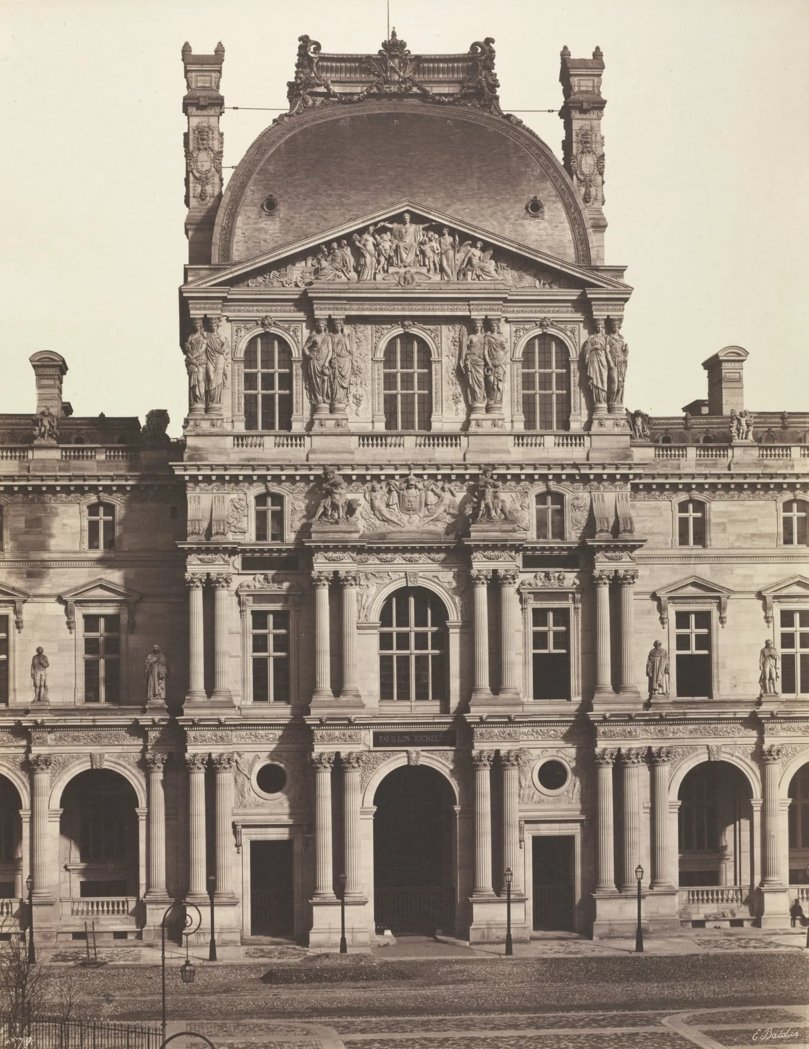 Pavilion Richelieu, Louvre, Paris, detail