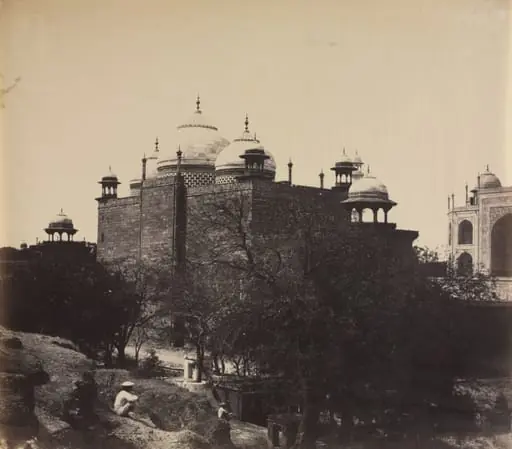 Taj Mahal, Back View of the Rest-House, with Figure, by Dr. John Murray