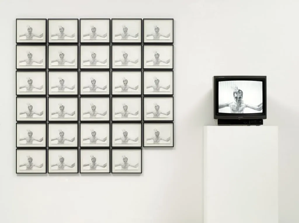 Untitled, by Dryden Goodwin, graphite, 2000