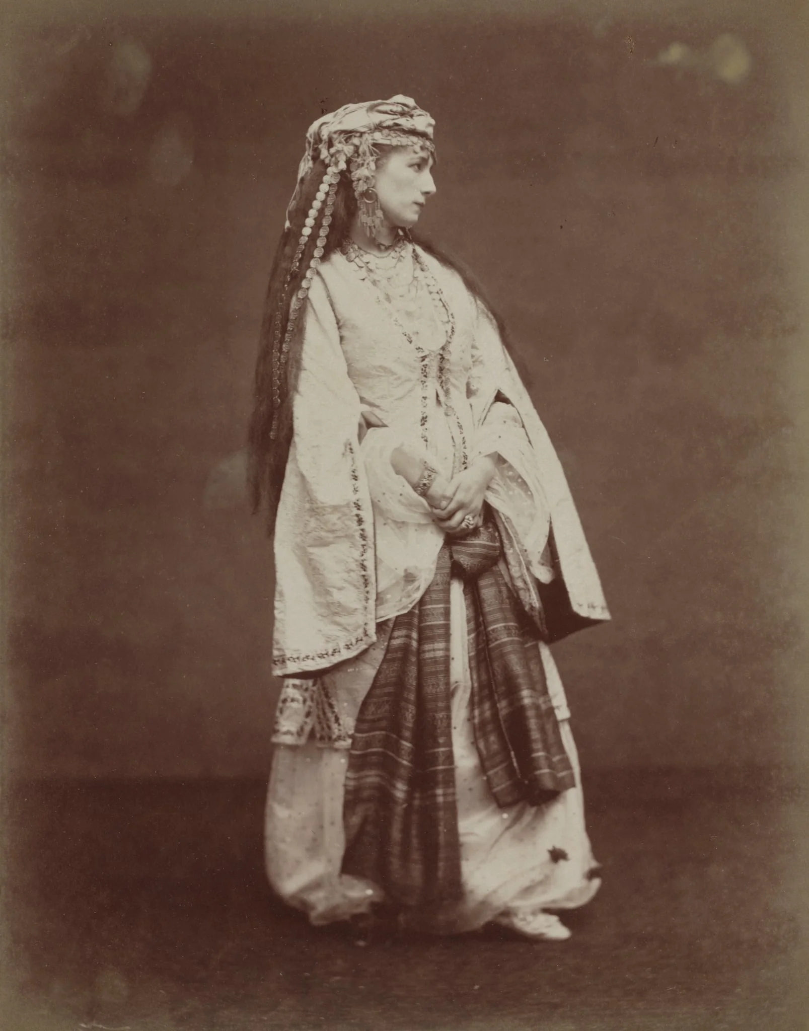 Sarah Bernhardt in "Zaire" by Voltaire, detail