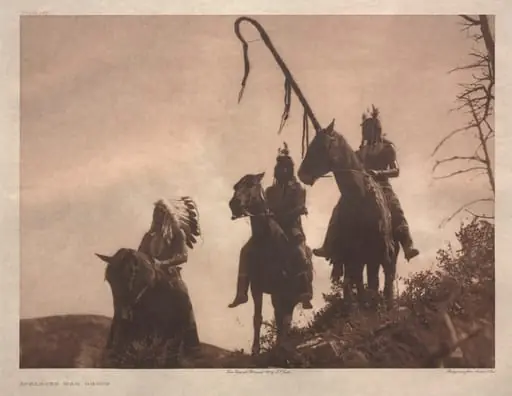 Portfolio IV, Plate 147: Apsaroke War Group, by Edward S. Curtis